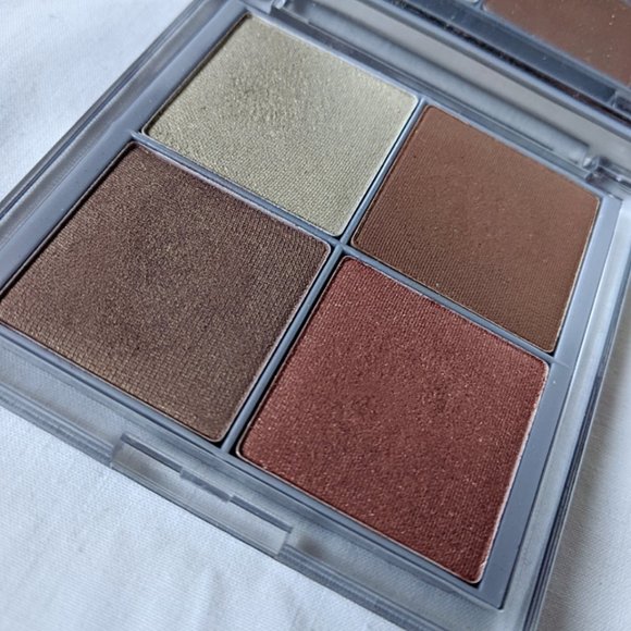 CARGO Bermuda Eyeshadow Neutral/Natural Quad - Picture 2 of 5
